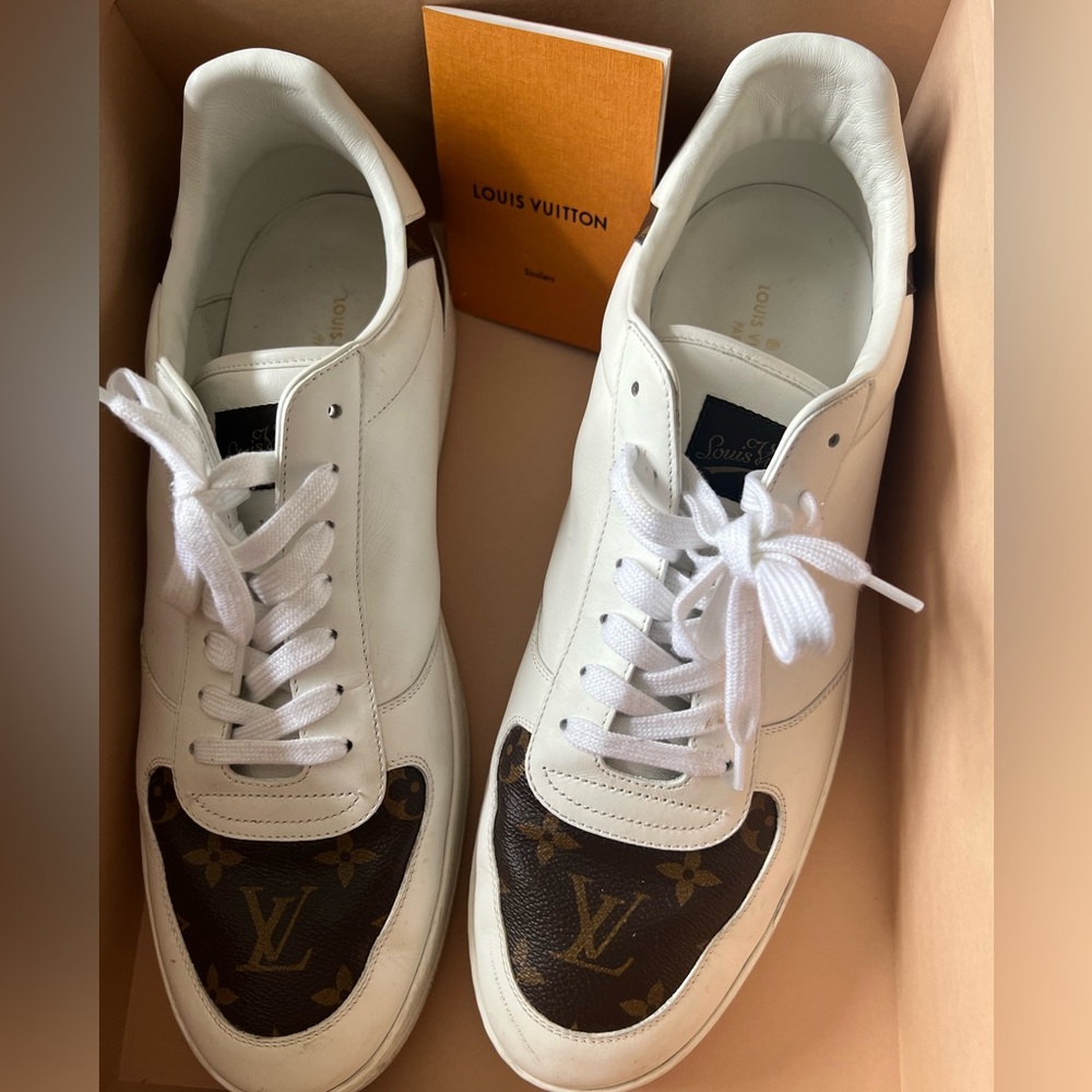 Louis Vuitton tennis shoe mens